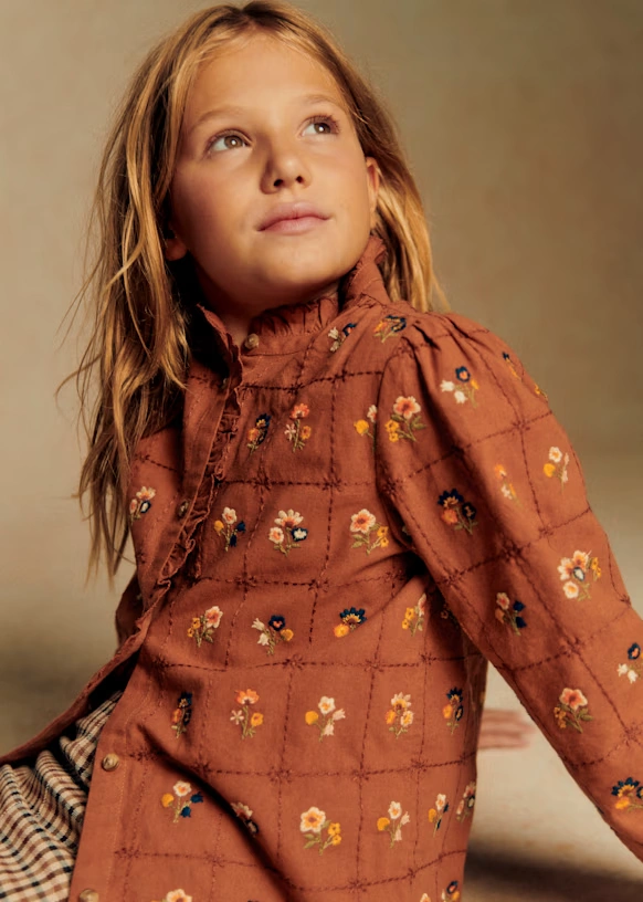 Camisa Chlo - Caramelo / Bordado Hierbas
