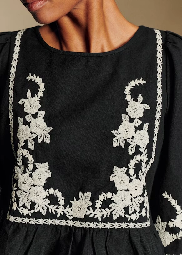 Léa Blouse - Black with Cream Embroidery 4 Léa Blouse - Black with Cream Embroidery