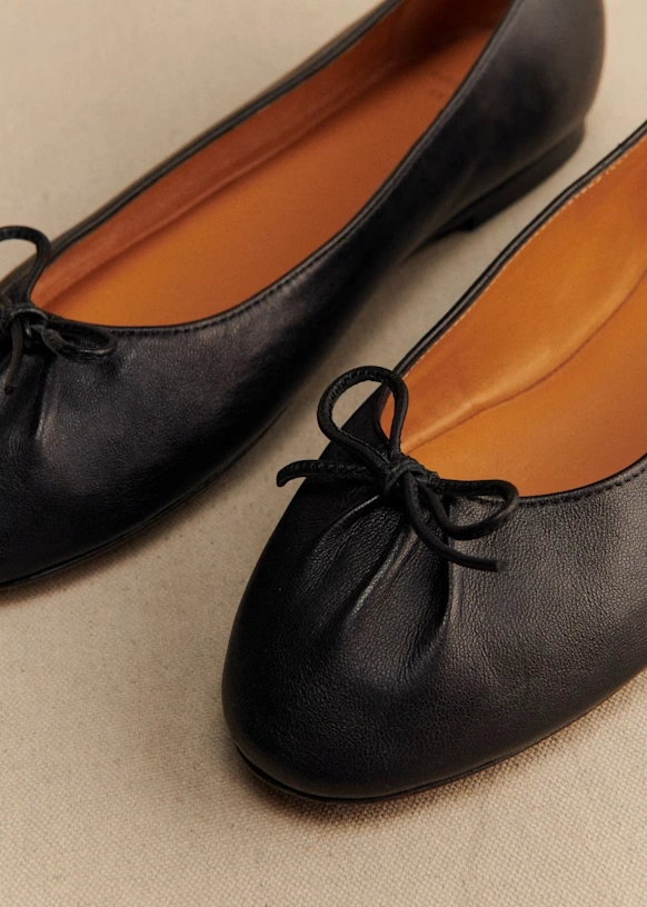 Agathe Low Ballerinas - Black 14 Agathe Low Ballerinas - Black