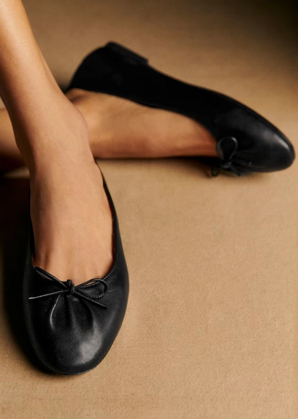 Agathe Low Ballerinas - Black 15 Agathe Low Ballerinas - Black