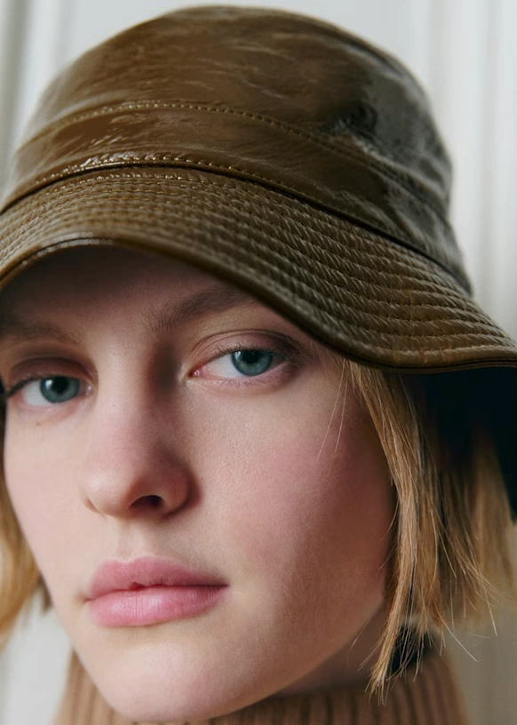 Vinyl bucket hat - Kaki Green