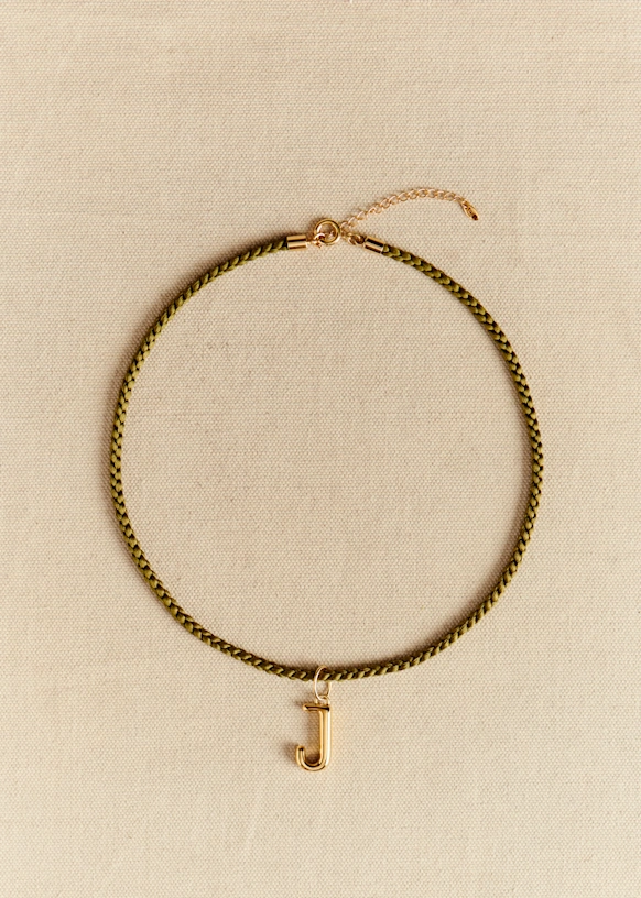 Louison Charm - J gold