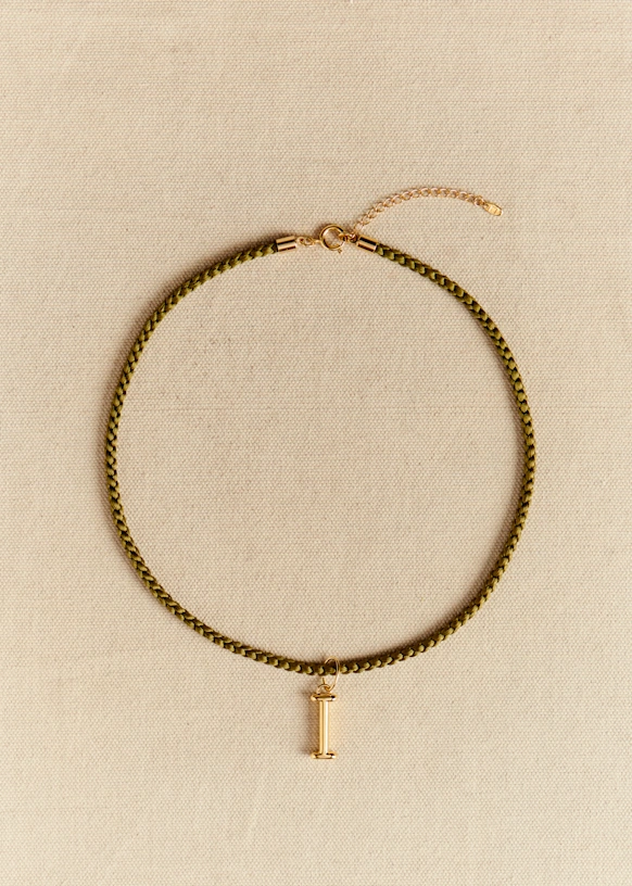 Louison Charm - J gold 26 Louison Charm - J gold