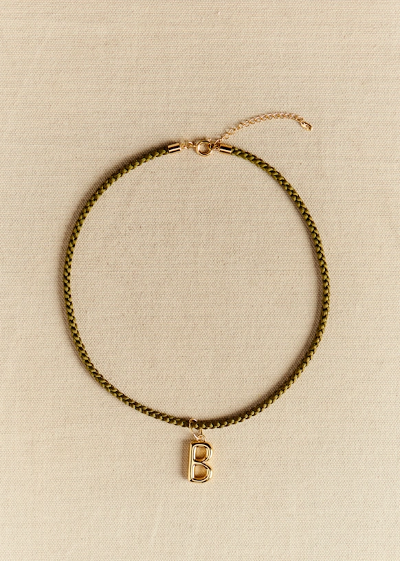 Louison Charm - J gold 27 Louison Charm - J gold