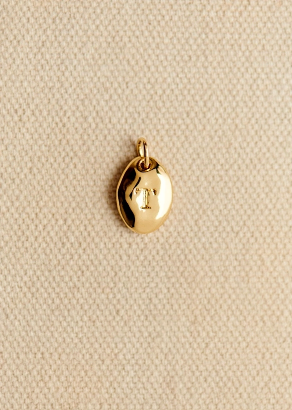 Charm Léa - M dorado 13 Charm Léa - M dorado