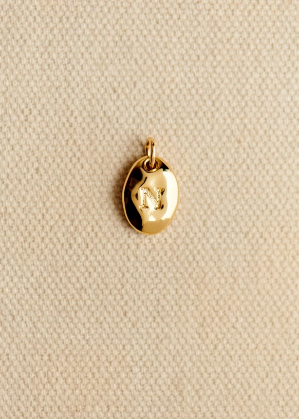 Charm Léa - M dorado 15 Charm Léa - M dorado