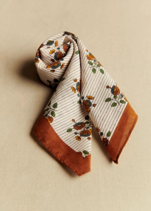 Gaston Scarf - Sézane x Antoinette Poisson - Blue Hazelnuts Print 6 Gaston Scarf - Sézane x Antoinette Poisson - Blue Hazelnuts Print